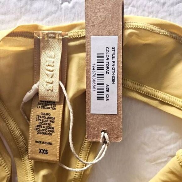 4 PAIRS SKIMS V CUT PANTY NWT - Picture 6 of 9